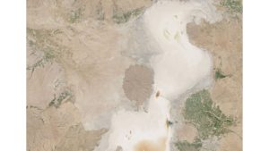 دریاچه ارومیه در آستانه بحران کامل: تصویر هوایی تازه از وضعیت بحرانی
