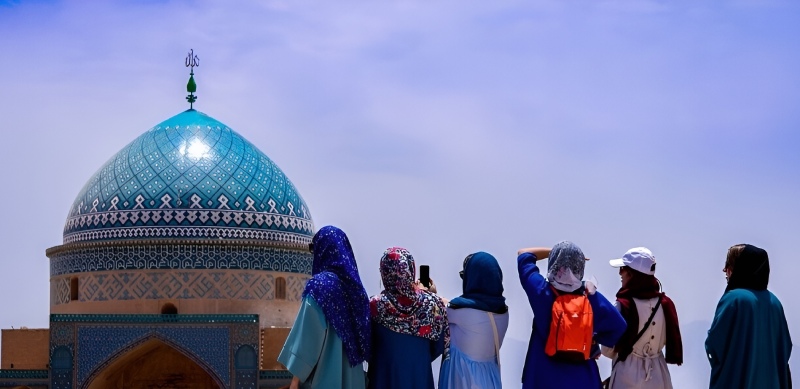 محدودیت‌ های سفر گردشگران خارجی به ایران؛ واقعیت یا شایعه؟