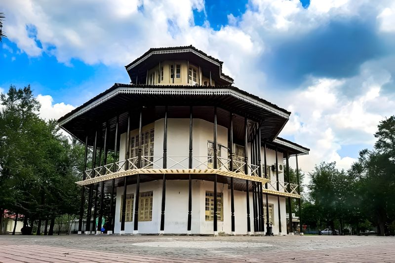 نجات عمارت کلاه‌ فرنگی بندر عباس؛ تنها یادگار صفوی